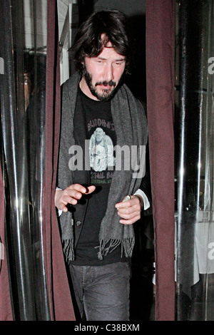 A drunk-looking Keanu Reeves leaving Il Sole in West Hollywood Los ...