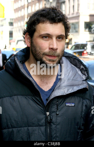 Jeremy Sisto 'Law & Order' star out and about in Manhattan with his girlfriend New York City, USA - 25.03.09 Stock Photo