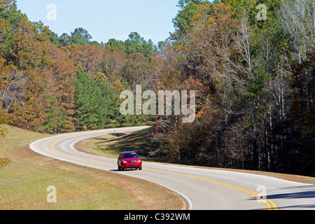 Natchez Trace Parkway operated by the National Park Service commemorates the historic Old Natchez Trace in Mississippi, USA. Stock Photo