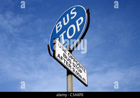 Malta Bus Stop Bushaltestelle Stock Photo - Alamy