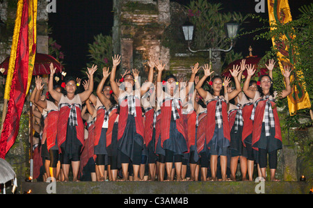 The JUNUNGAN village is the only female KECAK SRIKANDHI (RAMAYANA MONKEY CHANT) DANCE TROUPE - UBUD, BALI Stock Photo