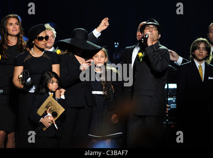 Brooke Shields, Janet Jackson, Michael Jackson's son Prince Michael ...