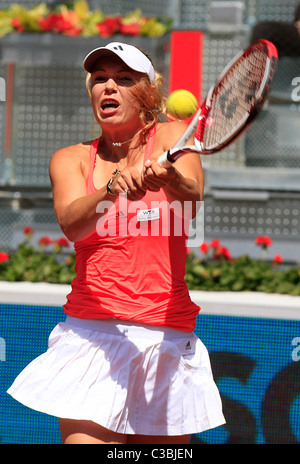 Caroline Wozniacki (DEN) in action against Julia Görges (GER), 3rd Round of the Mutua Madrilena Madrid Open, Spain Stock Photo