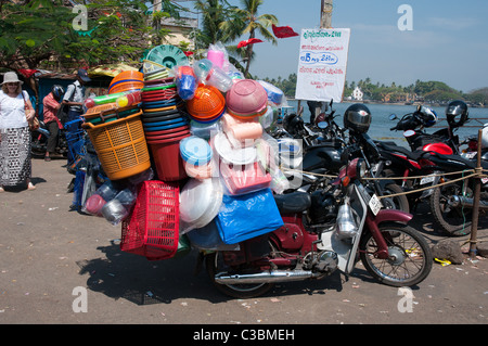 India, Kerala, Kochi (formerly known as Cochin) The port Stock Photo