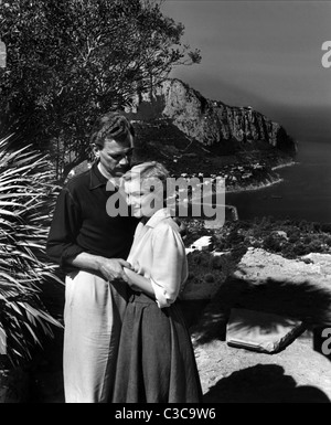 JOSEPH COTTEN, JOAN FONTAINE, SEPTEMBER AFFAIR, 1950 Stock Photo