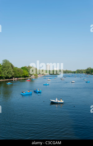 Pleasure boats on the Serpentine in Hyde Park, London, England, UK. Stock Photo