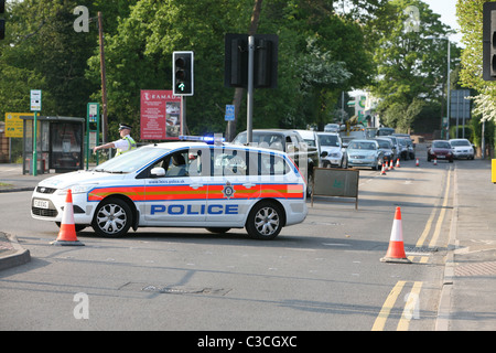 a leicestershire police car at a roadblock Stock Photo - Alamy