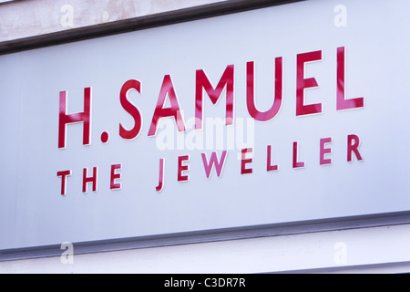 H.Samuel Jeweller Shop Sign in Oxford, UK Stock Photo