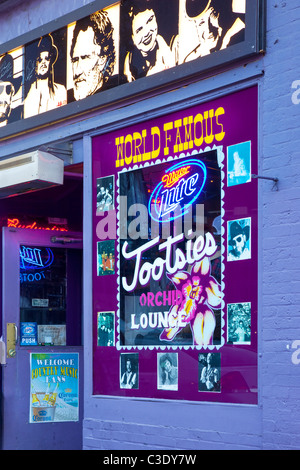 Entrance to 'Tootsies' - one of the famous music clubs along Lower Broadway in downtown Nashville Tennessee, USA Stock Photo