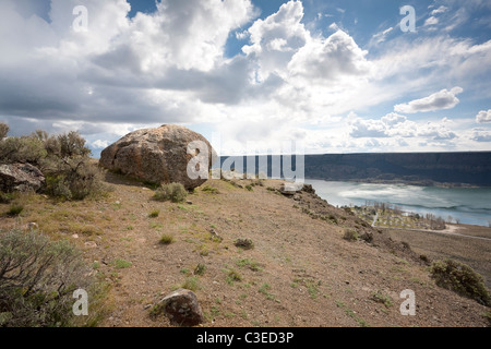 Campsite on Jones Bay from the top of Steamboat Rock - Steamboat Rock State Park, Grant County, Washington. Stock Photo