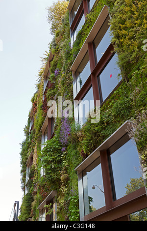 Living Wall of the Musee du Quai Branly, Paris, France. Stock Photo