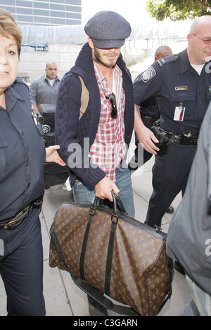 Louis vuitton luggage airport hi-res stock photography and images - Alamy