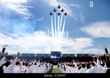 The United States Navy's 'Blue Angels' fly over the Naval Academy's 2009 commencement ceremony in Delta Formation Annapolis, Stock Photo