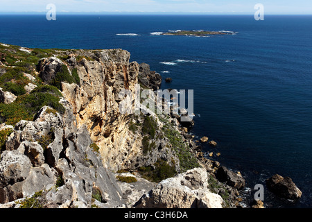 limestone cliffs southern ocean D'Entrecasteaux National Park Stock Photo