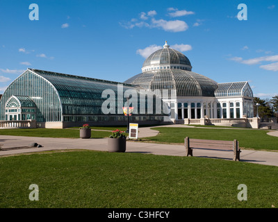 Marjorie McNeely Conservatory and education center at Como Park, St. Paul, MN USA, May 2011 Stock Photo