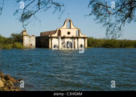 Nuestra Senora del Refugio, a church next to the town square in Guerro Viejo, Tamaulipas, Mexico. Stock Photo