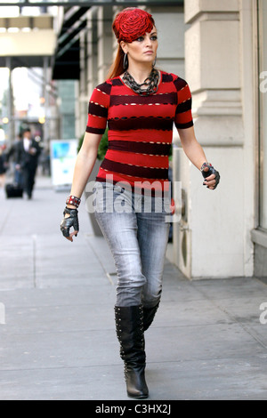 Maria Kanellis filming a scene for 'Celebrity Apprentice 3' New York