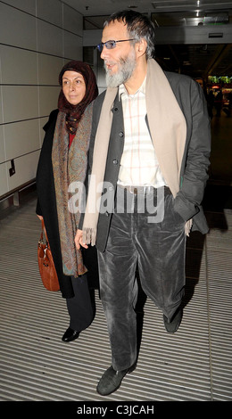 Fauzia Mubarak Ali and Yusuf Islam aka Cat Stevens Yusuf Islam arriving at Dublin Airport a day before the start of his first Stock Photo