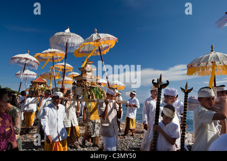 Indonesia, Island Bali, Alassari, Sea temple called Pura Ponjok Batu. Festival to honor the gods of the sea. Melasty Festival. Stock Photo