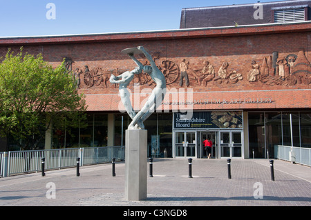 The Potteries museum and art gallery, Stoke on Trent. Staffordshire, UK. Stock Photo