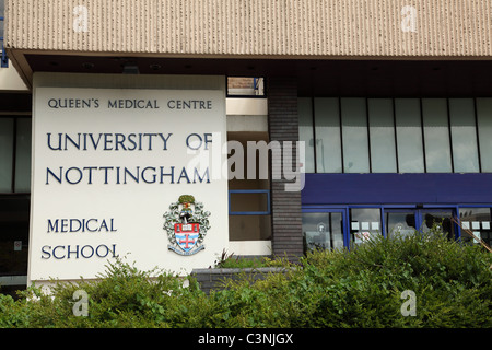 The Queen's Medical Centre (QMC), Medical School, University Hospital, Nottingham, England, U.K. Stock Photo