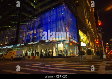 Armani store on Fifth Avenue in New York City Stock Photo Alamy