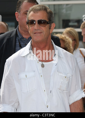 MEL GIBSON THE BEAVER PHOTOCALL CANNES FILM FESTIVAL 2011 PALAIS DES FESTIVAL CANNES FRANCE 18 May 2011 Stock Photo