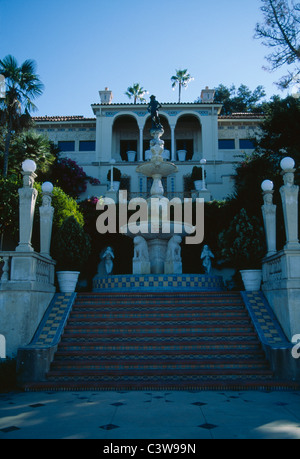 THE CASA DEL SOL GUEST HOUSE OF THE HEARST CASTLE WAS THE HOME OF NEWSPAPER PUBLISHER, WILLIAM RANDOLPH HEARST / CALIFORNIA Stock Photo