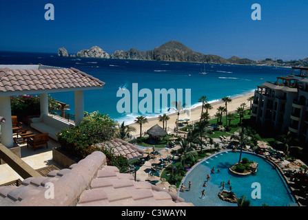 VIEW OF RESORT ON EL