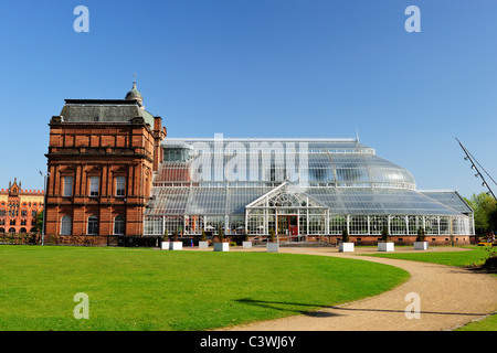 People's Palace and Winter Gardens on Glasgow Green, Scotland Stock Photo