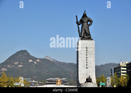 Admiral YI Sun Shin monument, Seoul, South Korea Stock Photo