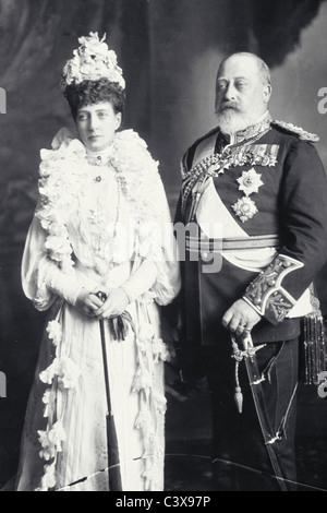 KING EDWARD VII AND QUEEN ALEXANDRA in their Coronation robes 9 Stock ...