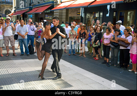 Argentine tango dancers on the pedestrian section of Florida Street in the Retiro barrio of Buenos Aires, Argentina. Stock Photo