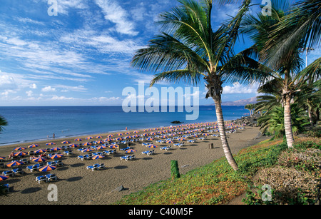 Beach, Seashore, Puerto del Carmen, Lanzarote, Canary islands, isles, Spain, sand beach Stock Photo
