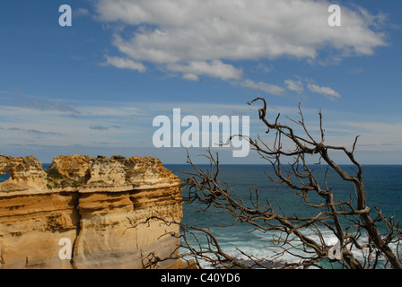 'Razorblade' rock formation in the Port Campbell National Park on the Great Ocean Road in Victoria, Australia Stock Photo