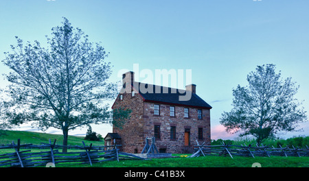 The old stone house in the center of the Manassas Civil War battlefield site near Bull Run Stock Photo