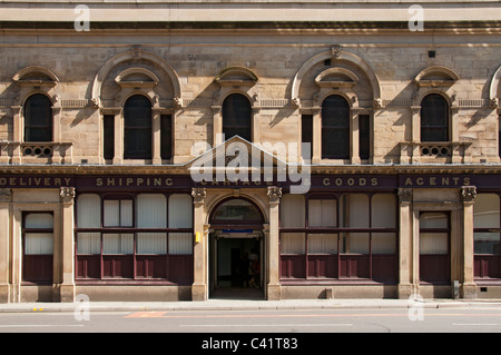 Old goods entrance to Piccadilly station, Manchester, England, UK.  It was known as London Road station until c1964. Stock Photo