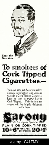 Original 1920s magazine advert for SARONY VIRGINIA CIGARETTES Stock Photo