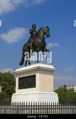 Equestrian statue of Henri IV on the Pont Neuf, Paris. Stock Photo