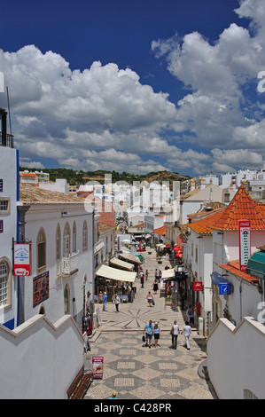 Pedestrianised Rua 5 de Outubro, Old Town, Albufeira, Algarve Region, Portugal Stock Photo