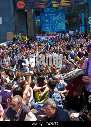 Paris, Protests, France, big crowds aerial of French People, Demonstrating in Support of Indignants 'Democracia Real Movement' on Place de la Bastille Stock Photo