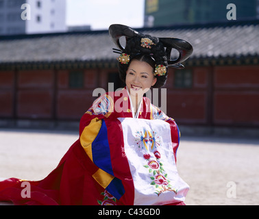 Asia, Costume, Holiday, Kyongbokkung palace, Landmark, Seoul, South Korea, Korea, Tourism, Traditional, Travel, Vacation, Weddin Stock Photo