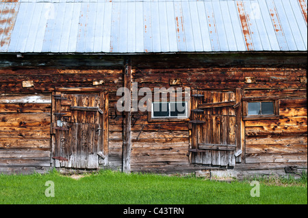 Detail of an old weathered wooden barn, Port-au-Persil, Charlevoix, Quebec, Canada. Stock Photo