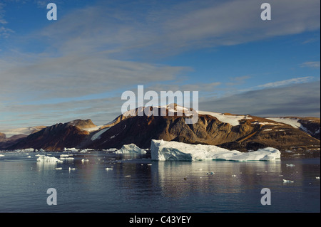 Greenland, Europe, west coast, Kullorsuaq, coast, icebergs, ice, scenery, rock, cliff, hill Stock Photo