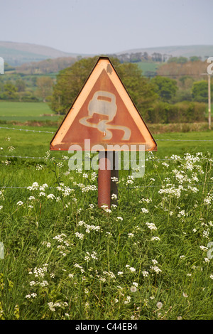 slippery roadsign road sign signs roadsigns coefficient of friction ...
