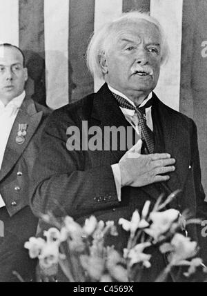 David Lloyd George in a speech, 1932 Stock Photo