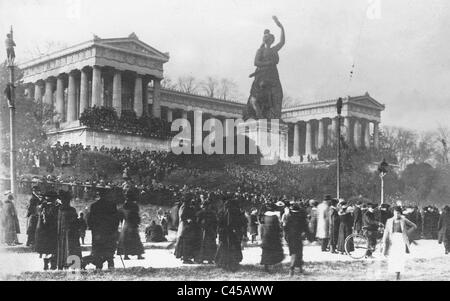 Peace Rally on the Theresienwiese (Theresien Meadow) in Munich, 1918 Stock Photo