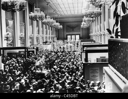 German Pavilion at the World Exhibition in Paris, 1937 Stock Photo ...