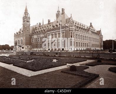 The Palace of Peace in the Hague is the headquarters of the ...