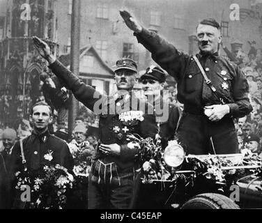 Adolf Hitler and party officials in the Nazi Party in Nuremberg, 1927 Stock Photo